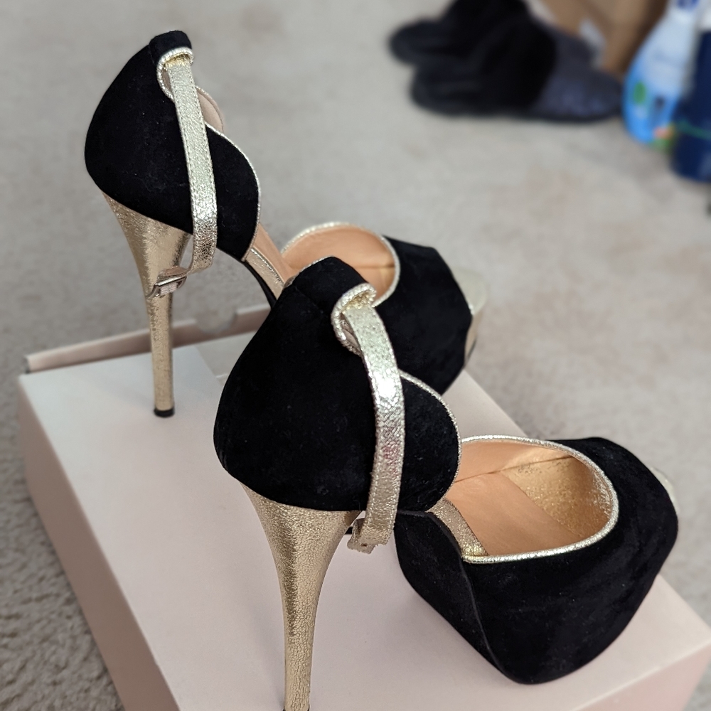 Shoedazzle Yolanda heels - Picture 3 of 4